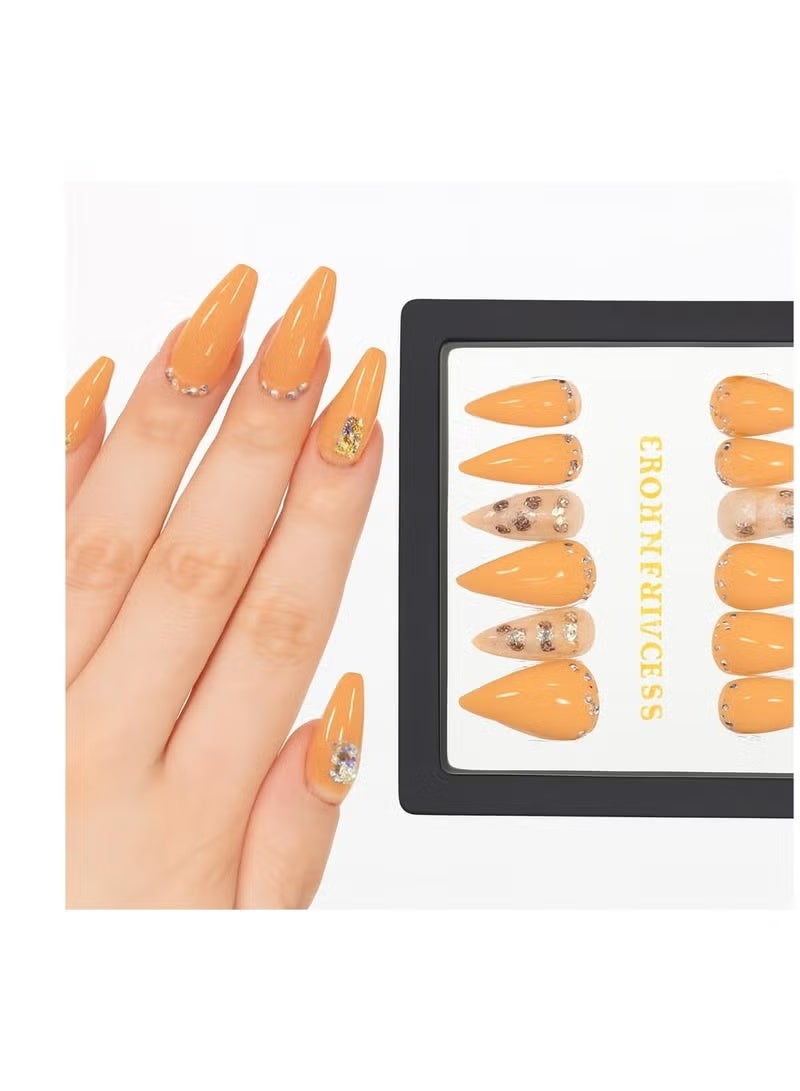 مجموعة أظافر صناعية لامعة متوسطة الطول مع رسمه قلوب لؤلؤية ثلاثية الأبعاد مثالية لأزياء عيد الحب والأنماط اليومية الأنيقة للسيدات